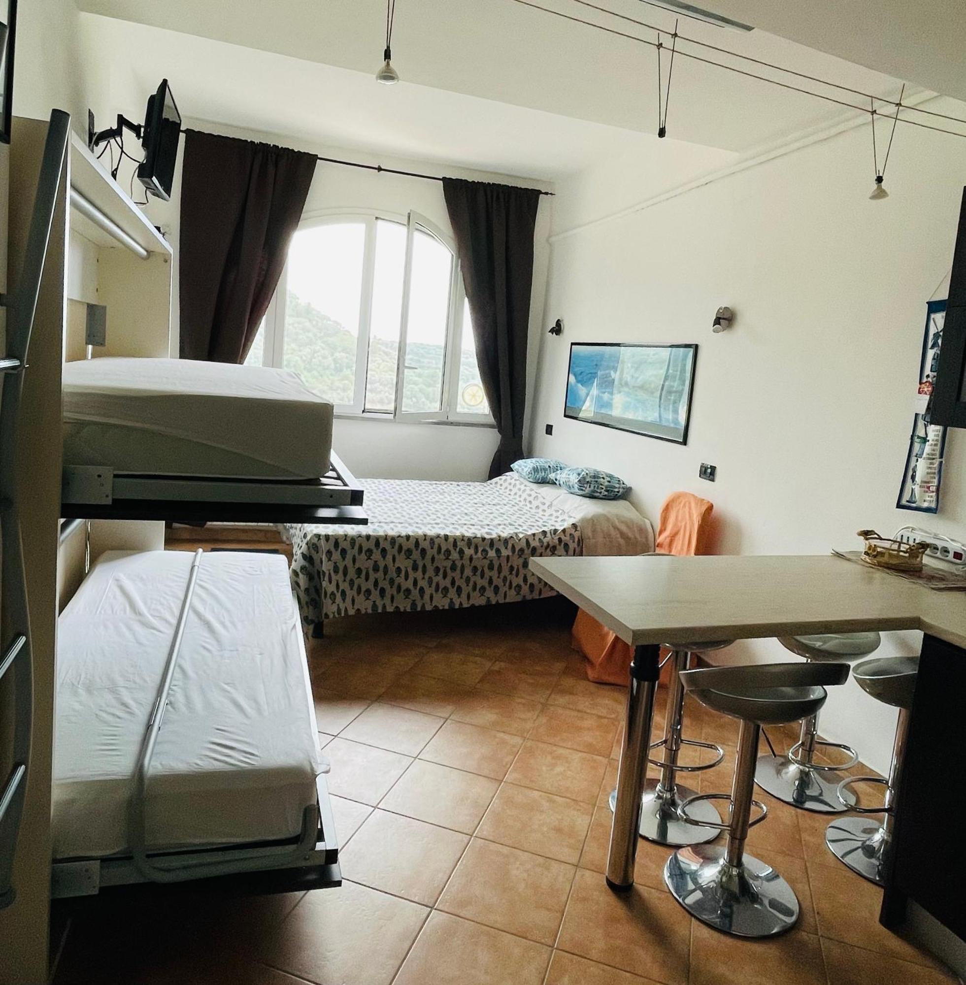 Piccola Navetta Appartement Diano San Pietro Buitenkant foto